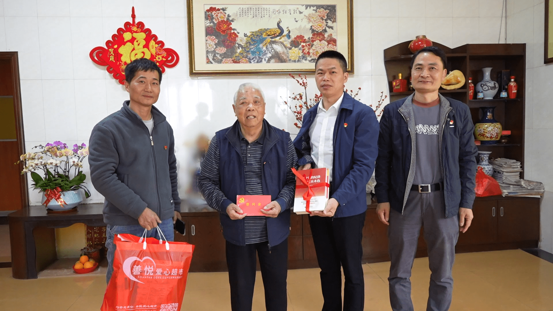 均安镇开展春节慰问活动